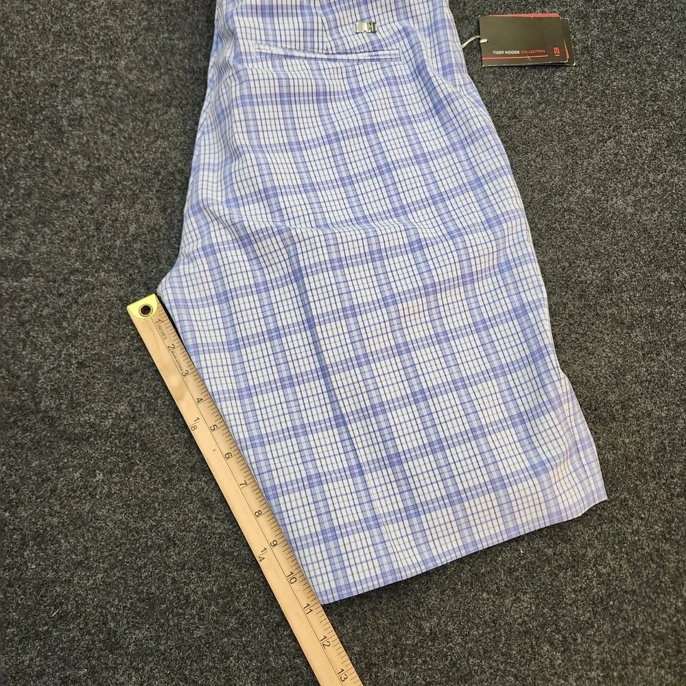 NWT Nike Tiger Woods Collection Mens 32 Blue Plaid Golf Performance Chino Shorts